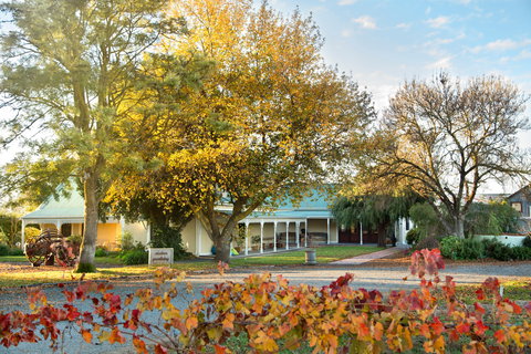 Rusden Wines - Accommodation Main Beach 2