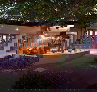 Bad Apples Bar - Accommodation Main Beach