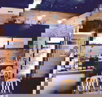 Magic Momo Kafe - Accommodation Main Beach