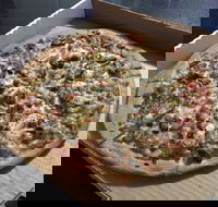 Panic Pizza - Accommodation Main Beach