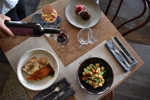 Assaggini Wine Bar & Restaurant - Accommodation Main Beach 0