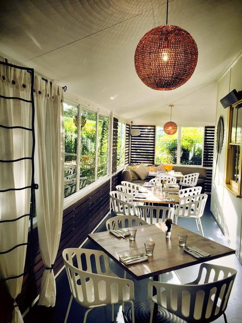 Bombini - Accommodation Main Beach 0