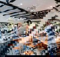 Far Meadow Table - Accommodation Main Beach