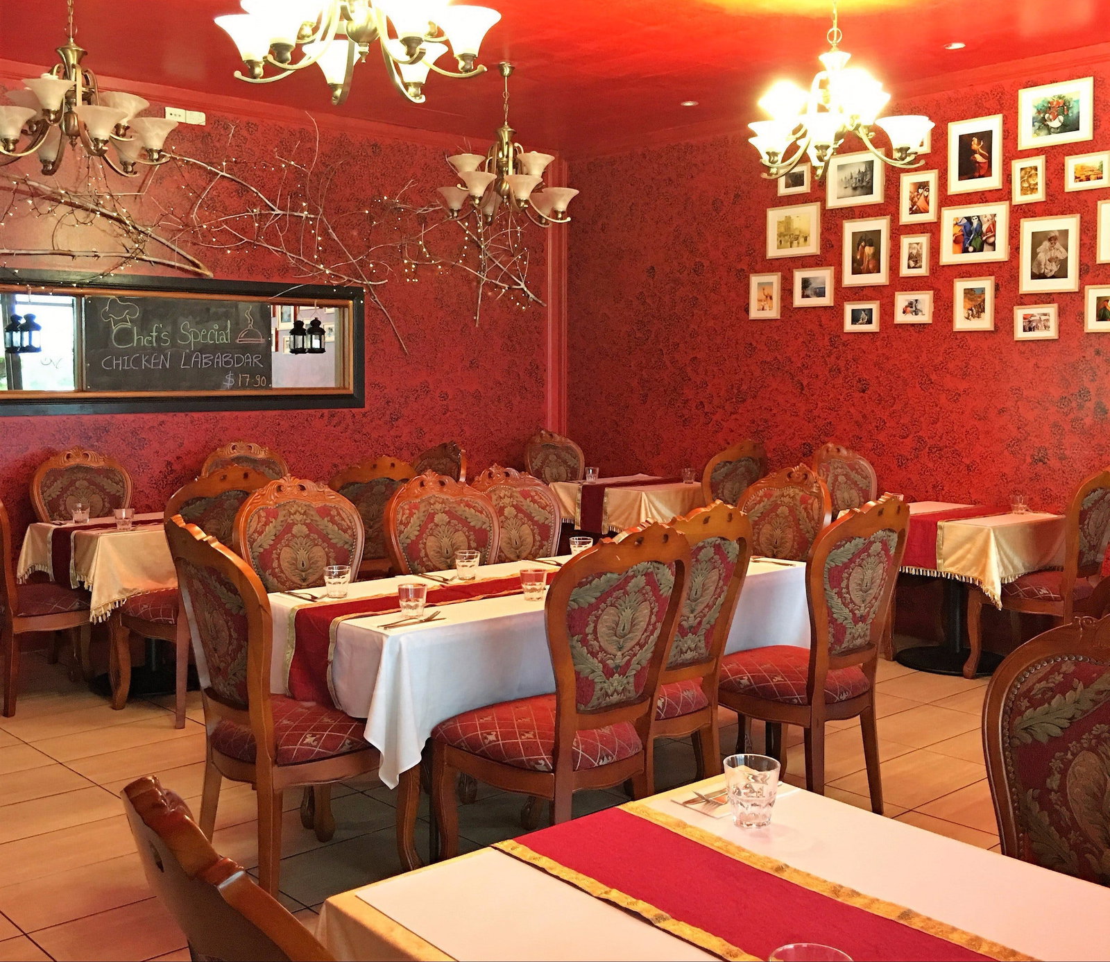 Augustine Heights QLD Accommodation Main Beach