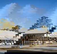 Sevenhill Hotel - Accommodation Main Beach