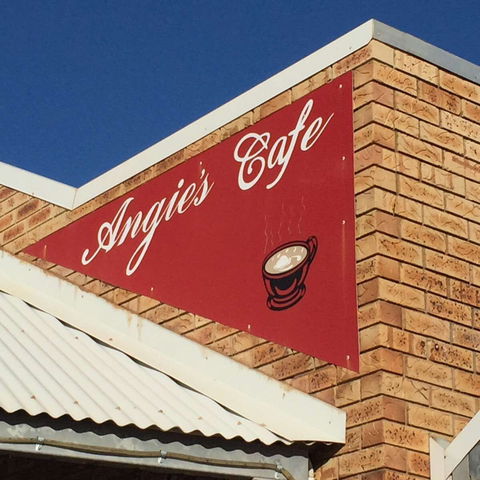 Angie's Cafe - Accommodation Main Beach 0