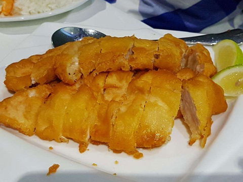Aquarium Seafood Chinese Resturaunt - Accommodation Main Beach 0