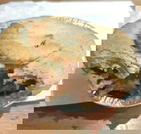 The Original Berry Bakery - Accommodation Main Beach