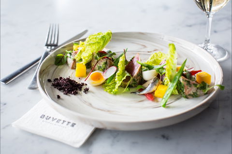 Buvette Bistro & Wine Bar - Accommodation Main Beach 2