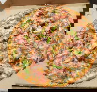 Sopranos - Accommodation Main Beach