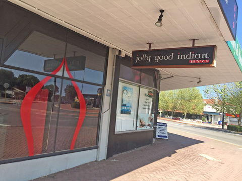 Jolly Good Indian - Accommodation Main Beach 0