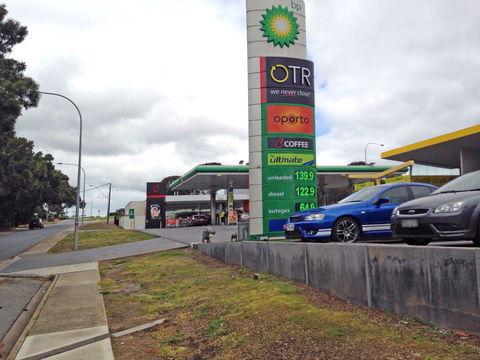 C Coffee - Old Reynella - Accommodation Main Beach 0