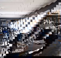 Locavore Dining - Accommodation Main Beach