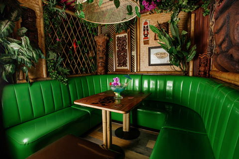 The Luwow - Accommodation Main Beach 2