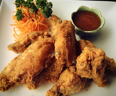 Aree Thai Restaurant - Accommodation Main Beach 0