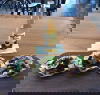 Blue Bay Cafe - Accommodation Main Beach