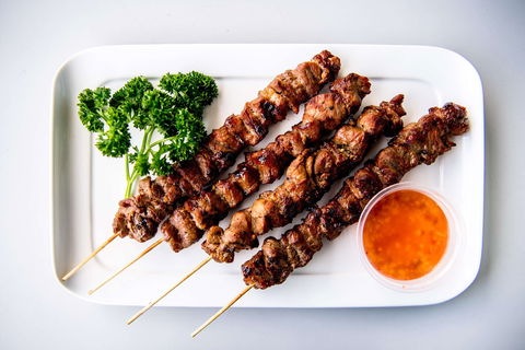 Cebu Charcoal Chicken - Accommodation Main Beach 0