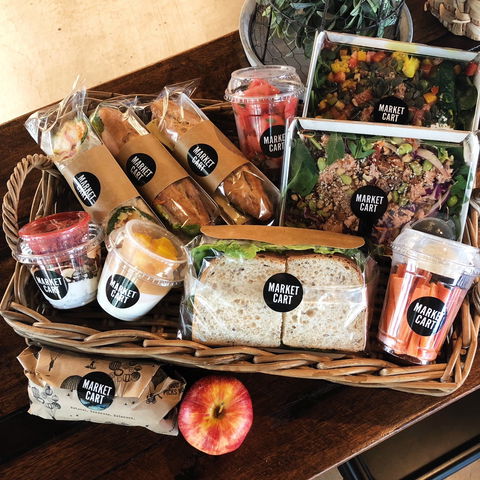 Fresh & Yum Snack Bar & Carvery - Accommodation Main Beach 0