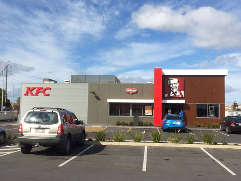 KFC - Kilburn - Accommodation Main Beach 0