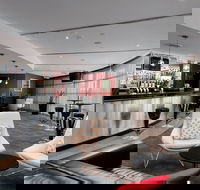 Champs Bar and Dining - Accommodation Main Beach