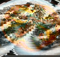 Sticky Fingers Pizzeria - Accommodation Main Beach