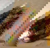 Top B.B.Q Restaurant - Accommodation Main Beach