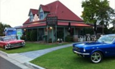 Antico Woodfire Pizza - Accommodation Main Beach 1