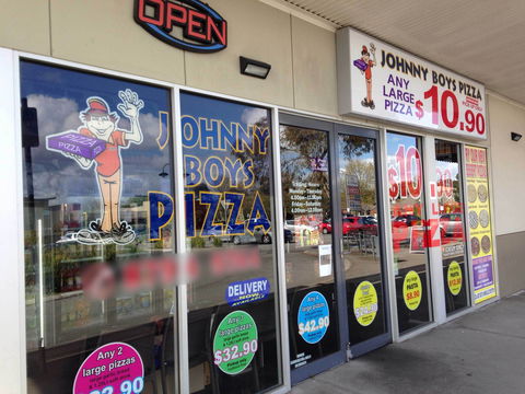 Johhny Boys Pizza - Berwick - Accommodation Main Beach 0