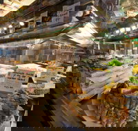 Cafe Shazaray - Accommodation Main Beach