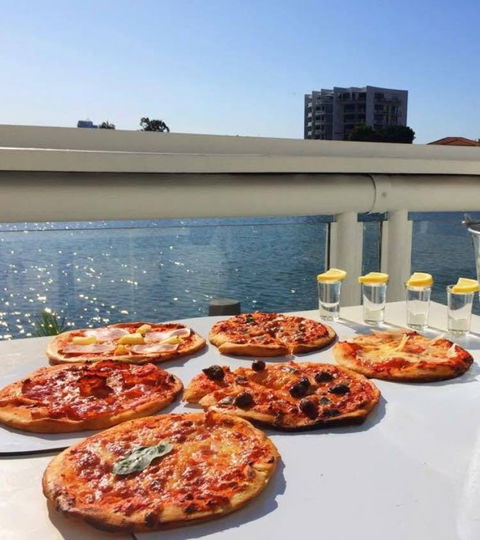 Cocoon Ultra Lounge Bar Dining - Accommodation Main Beach 0