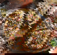 Domino's - Cedar Brush Creek - Accommodation Main Beach