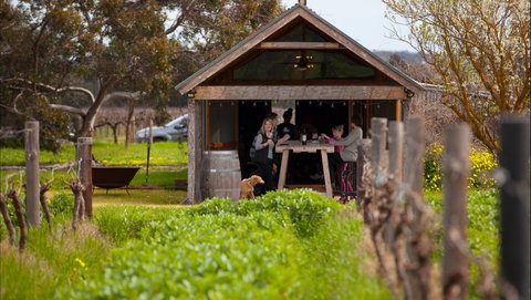 Hart Of The Barossa - Accommodation Main Beach 1