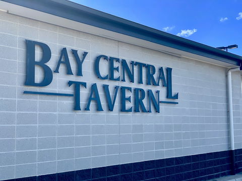 Bay Central Tavern - Accommodation Main Beach 2