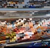 Brot  Wurst - Accommodation Main Beach