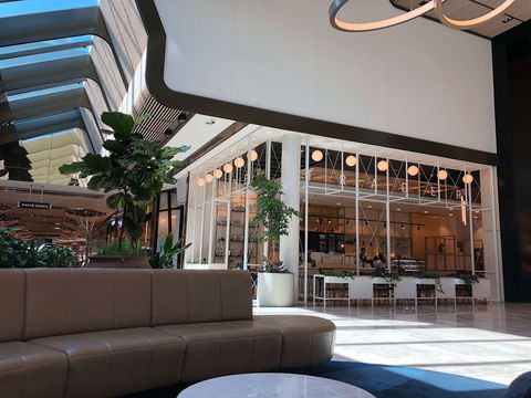 Caffeine Trader - Accommodation Main Beach 0