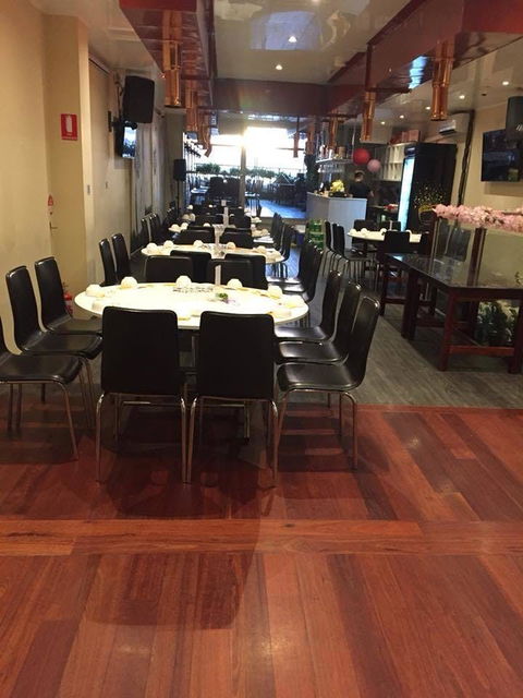 Chef Star Asian Restaurant - Accommodation Main Beach 0