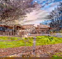 david Franz - Accommodation Main Beach