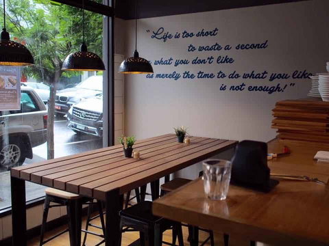 Kwan's Table - Accommodation Main Beach 0