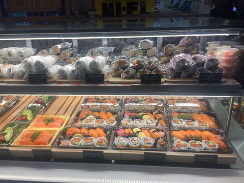 Sushi Zen - Accommodation Main Beach 0