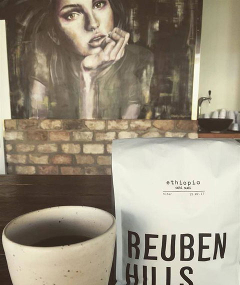 The Bean Thief - Accommodation Main Beach 11