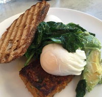 Cafe Lola - Accommodation Main Beach