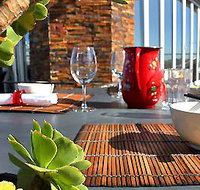 Bluerock Cafe Bar Restaurant - Accommodation Main Beach