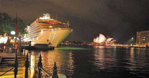 City Extra-Circular Quay - Accommodation Main Beach 22
