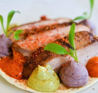 Linq Bar Restaurant - Accommodation Main Beach