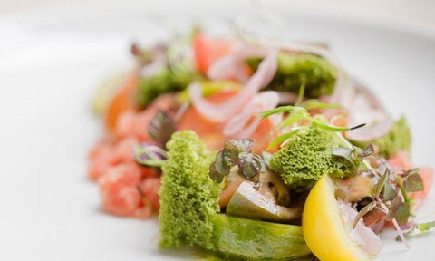 Sticky Fingers Pizzeria - Accommodation Main Beach 12