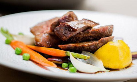 Sticky Fingers Pizzeria - Accommodation Main Beach 15