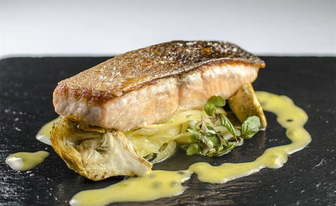 Sticky Fingers Pizzeria - Accommodation Main Beach 18