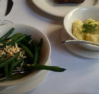 Verandah Restaurant  Bar - Accommodation Main Beach