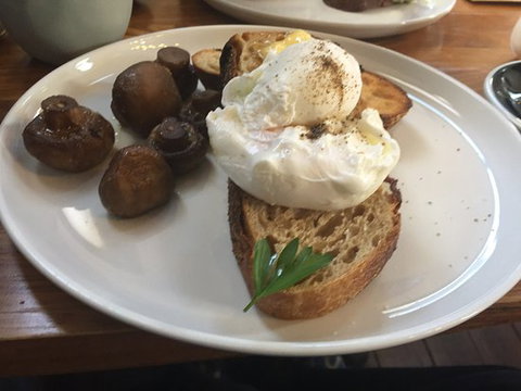 The Chapel - Accommodation Main Beach 0