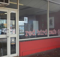 Red Bird Cafe Deli - Accommodation Main Beach